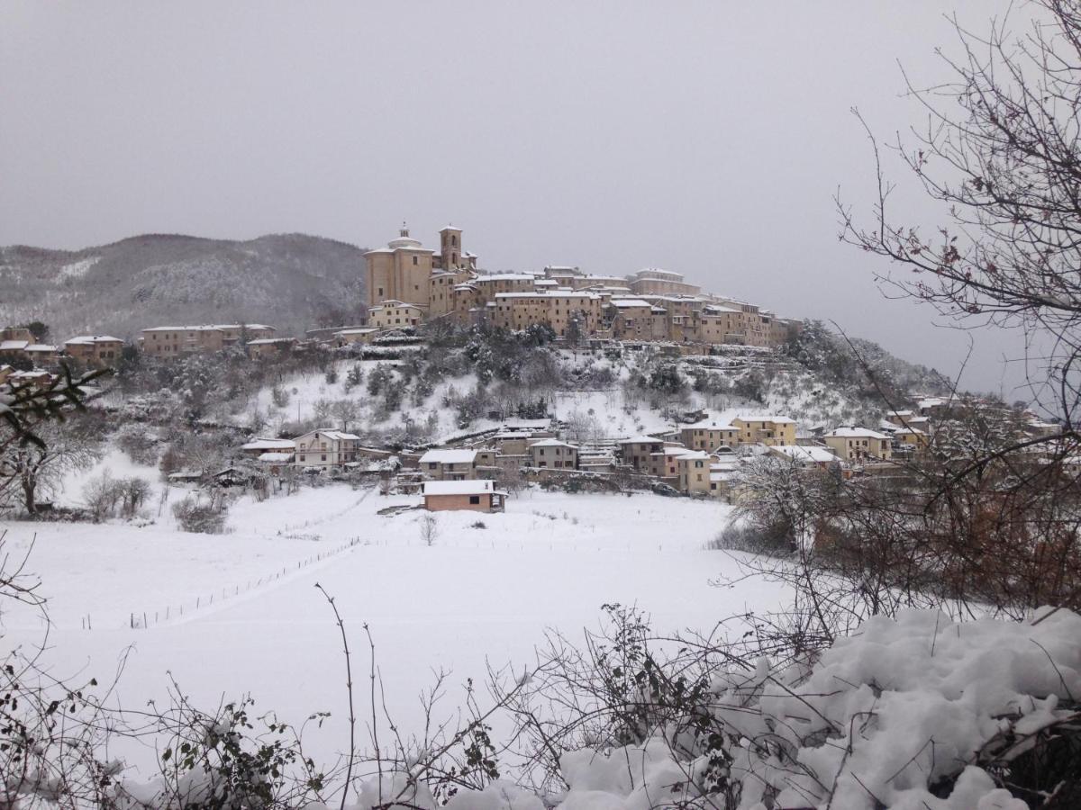 La Bottega Del Fabbro Affitto Breve Villa Contigliano ภายนอก รูปภาพ